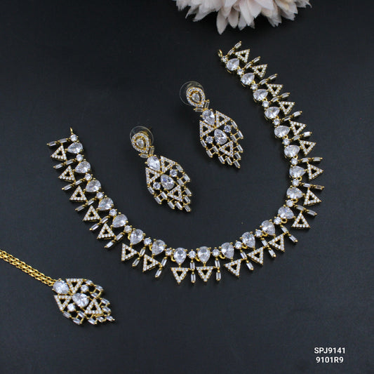 9141 GP Uncut Full White Short Necklace
