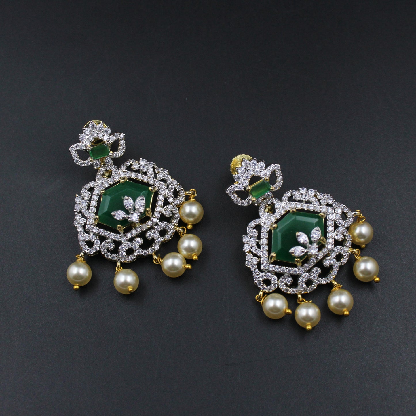 41391 GJ 3 Layers Long Necklace Set Green