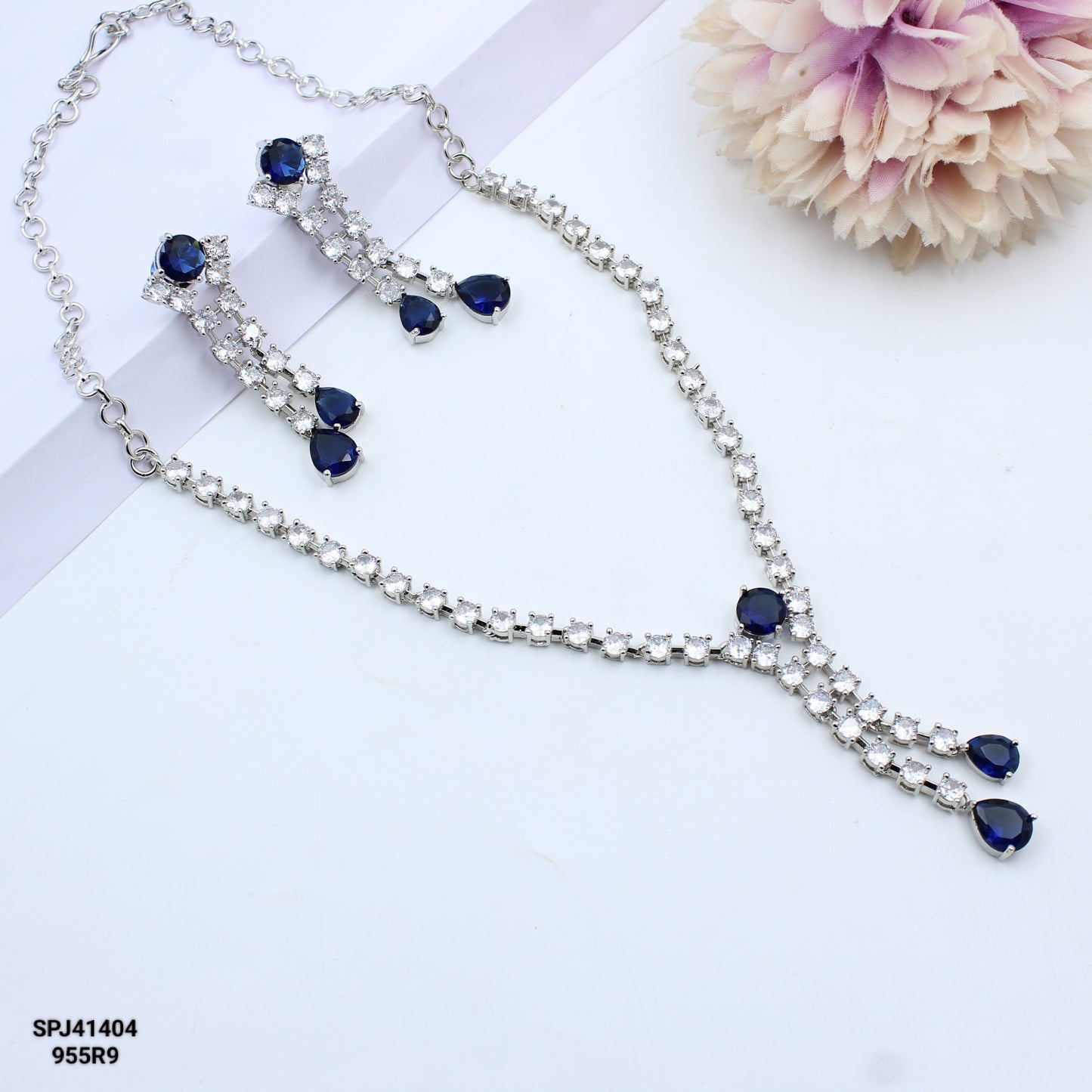 41404 Blue Colour Stone Silver AD Short Necklace Set