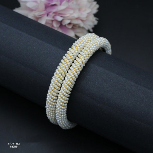 41482 Pearl bangle