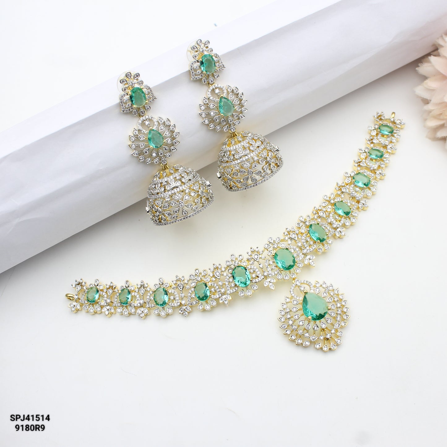 41514 GJ Short Necklace Mint Green