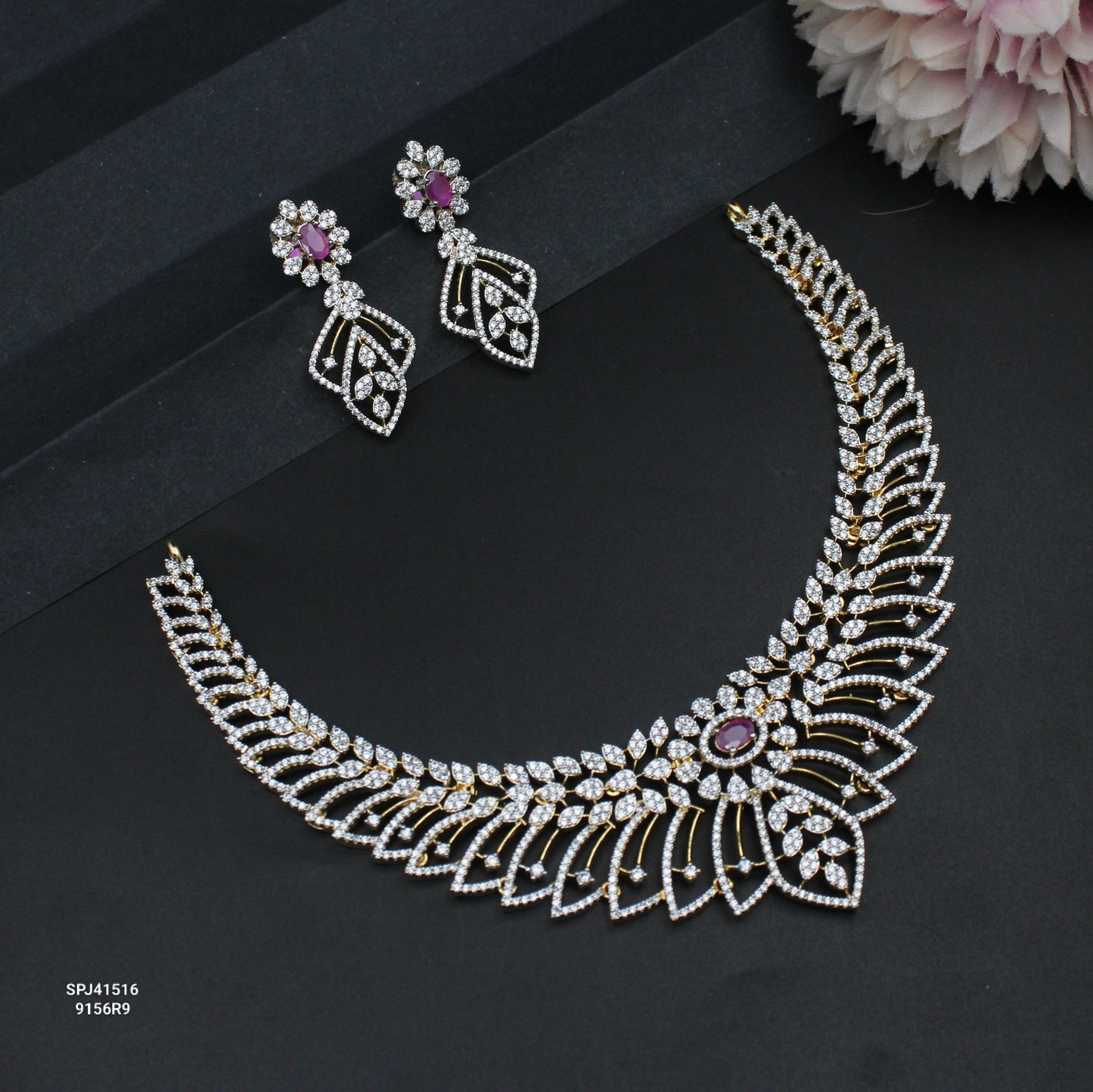 41516 GJ Short Necklace Set Red
