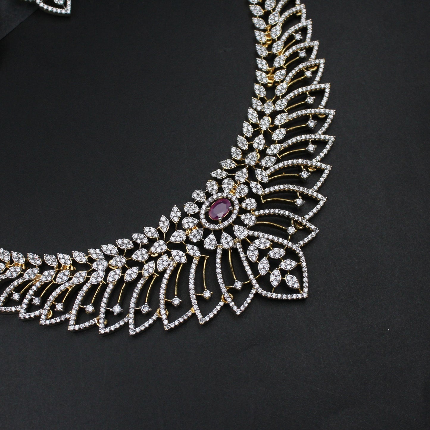 41516 GJ Short Necklace Set Red