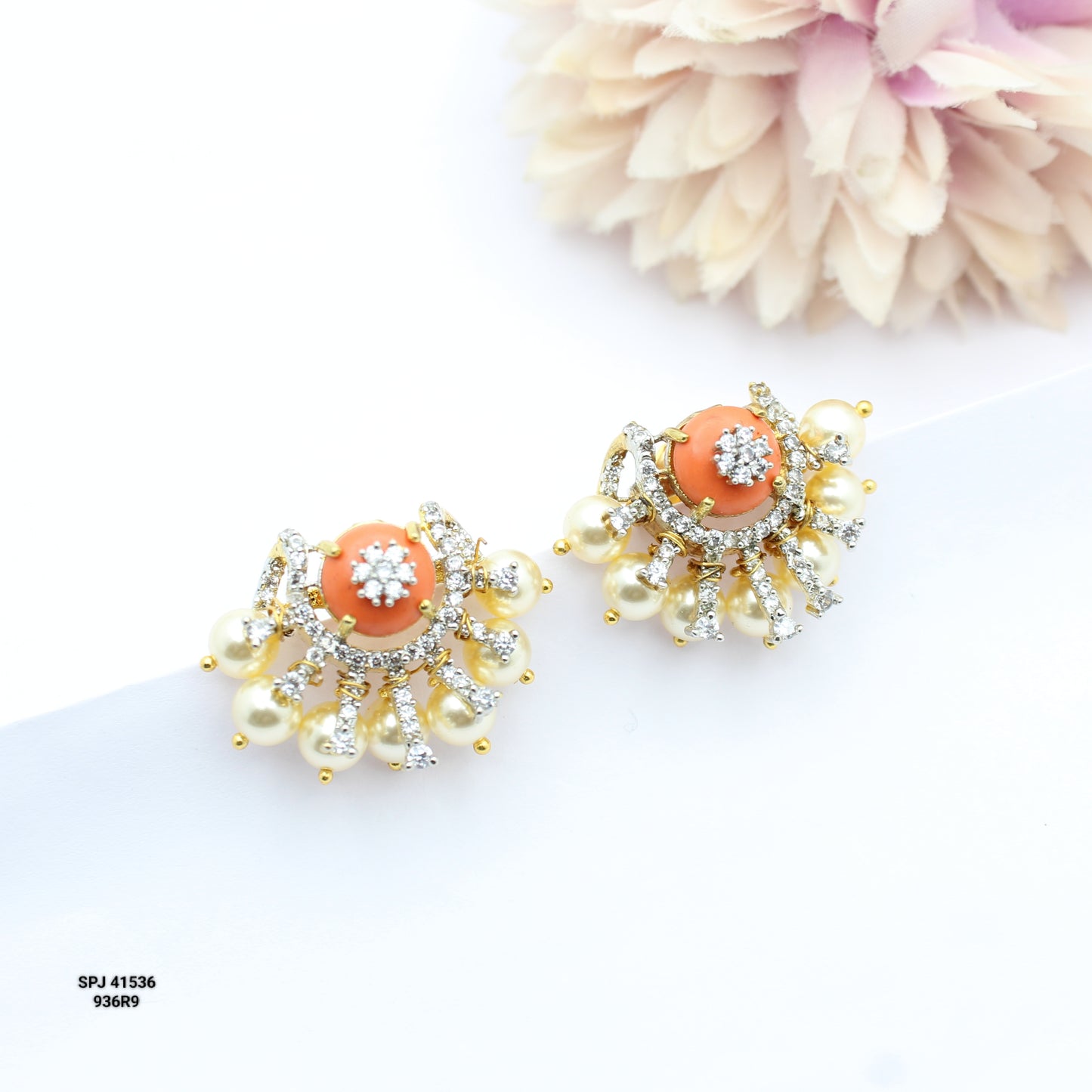41536 Coral Studs