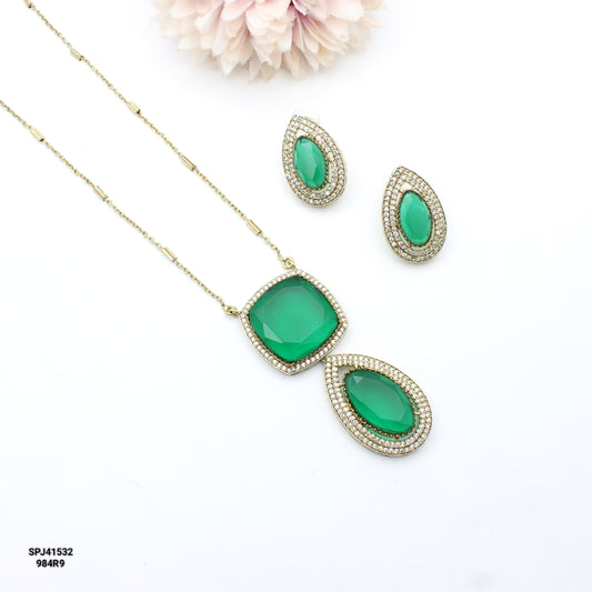 41532 Victorian Pendant Green Chain
