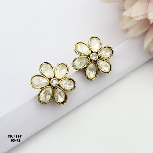 41541 Victorian Flower Studs