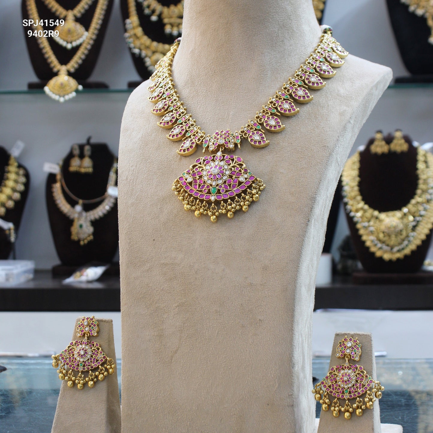 41549 Traditional Mango 2 In 1 Kundan Stone Necklace Set Short