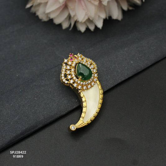 28422 Tiger Nail Green