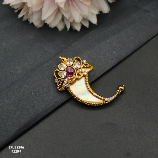28396 Tiger Nail Brooches