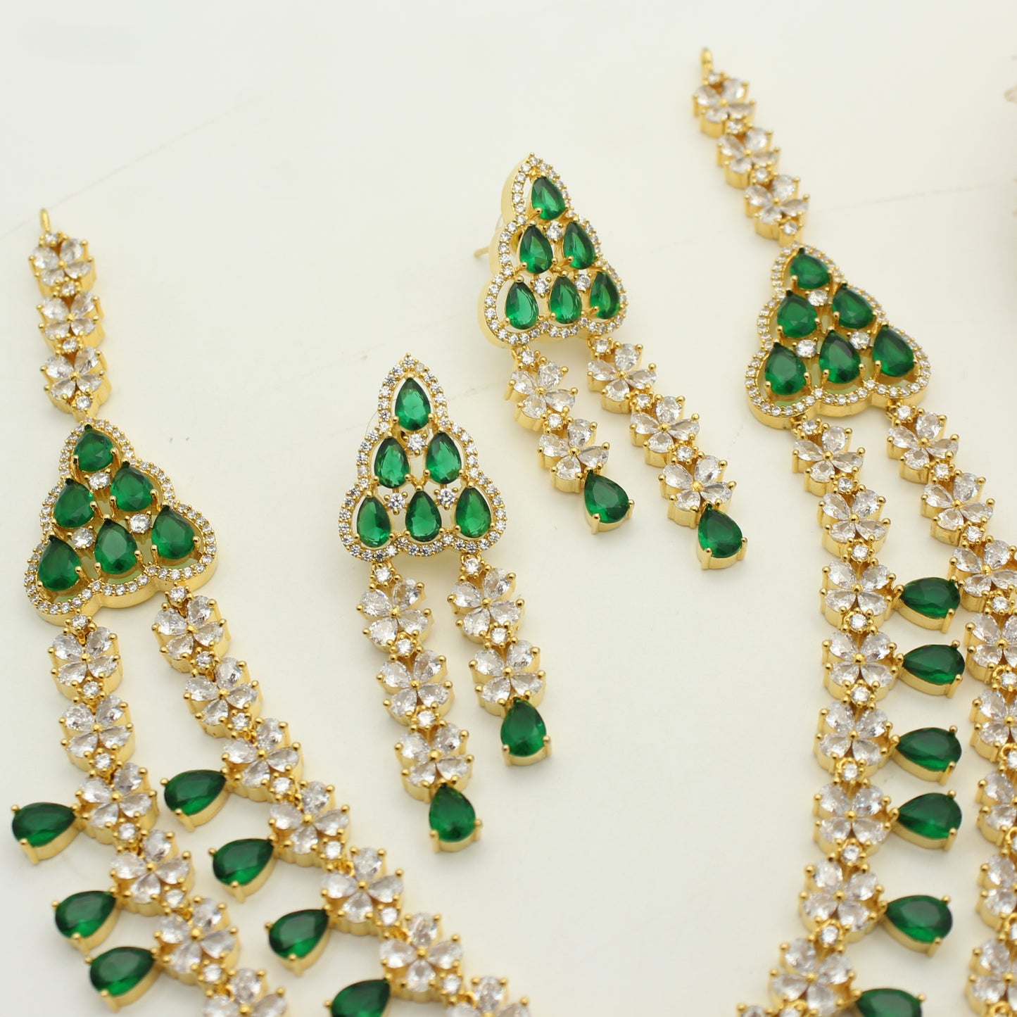 9187 GP 2 Lines 3/4th Necklace Set Green