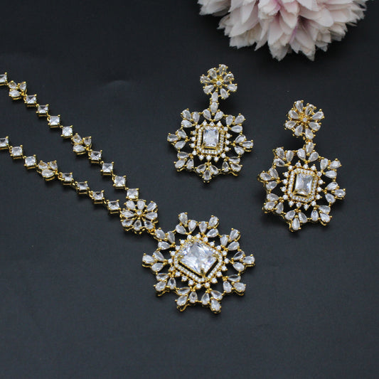 22004 GP Square Stone Necklace White