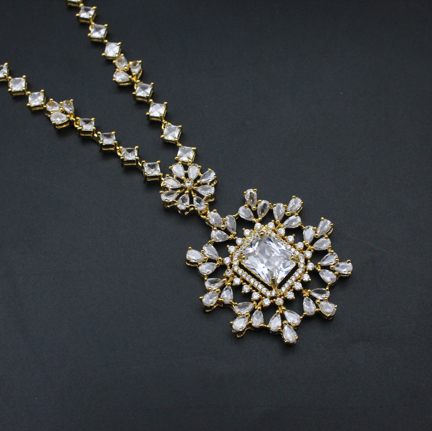 22004 GP Square Stone Necklace White