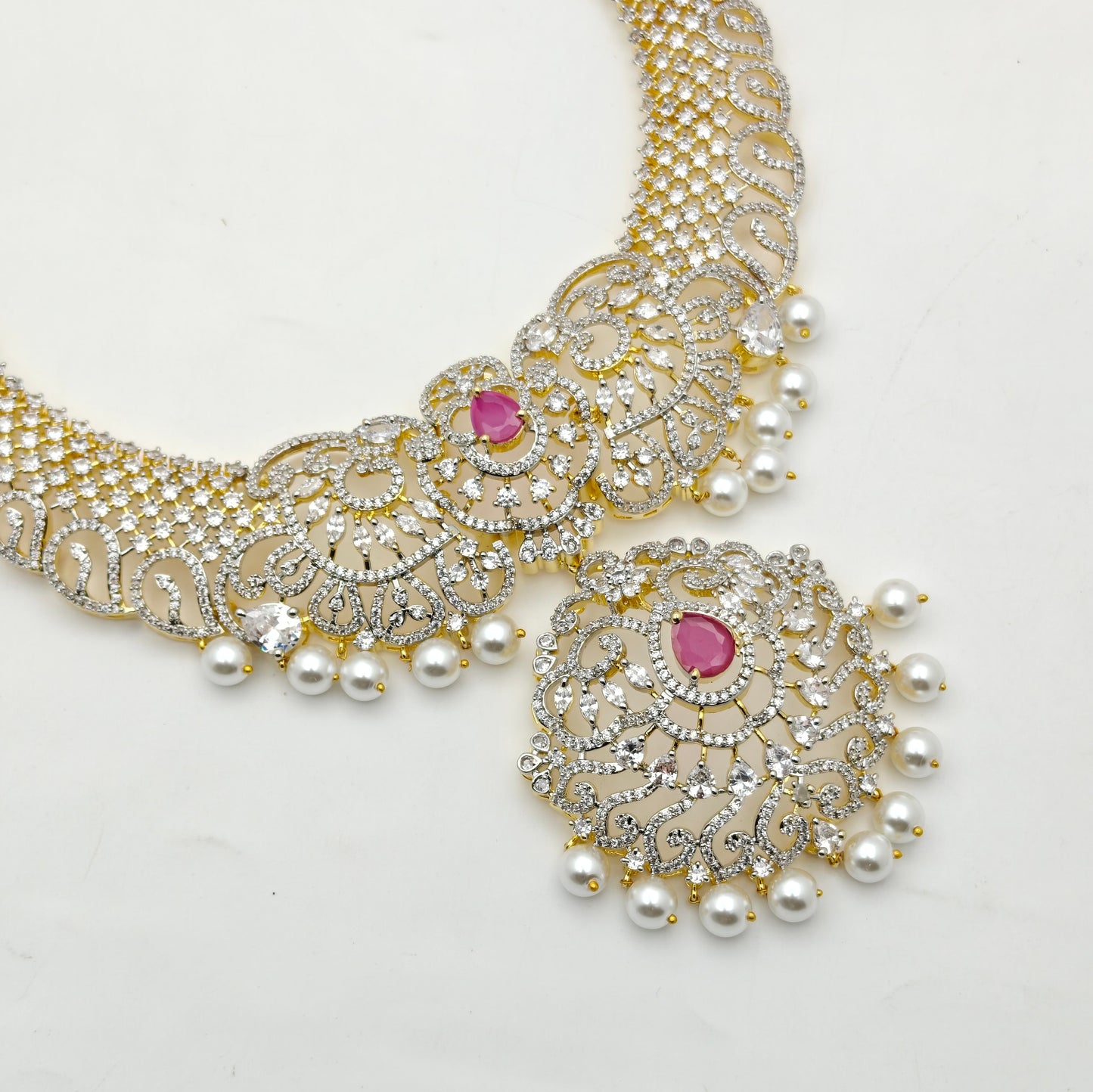 41595 GJ Broad Long Necklace Red