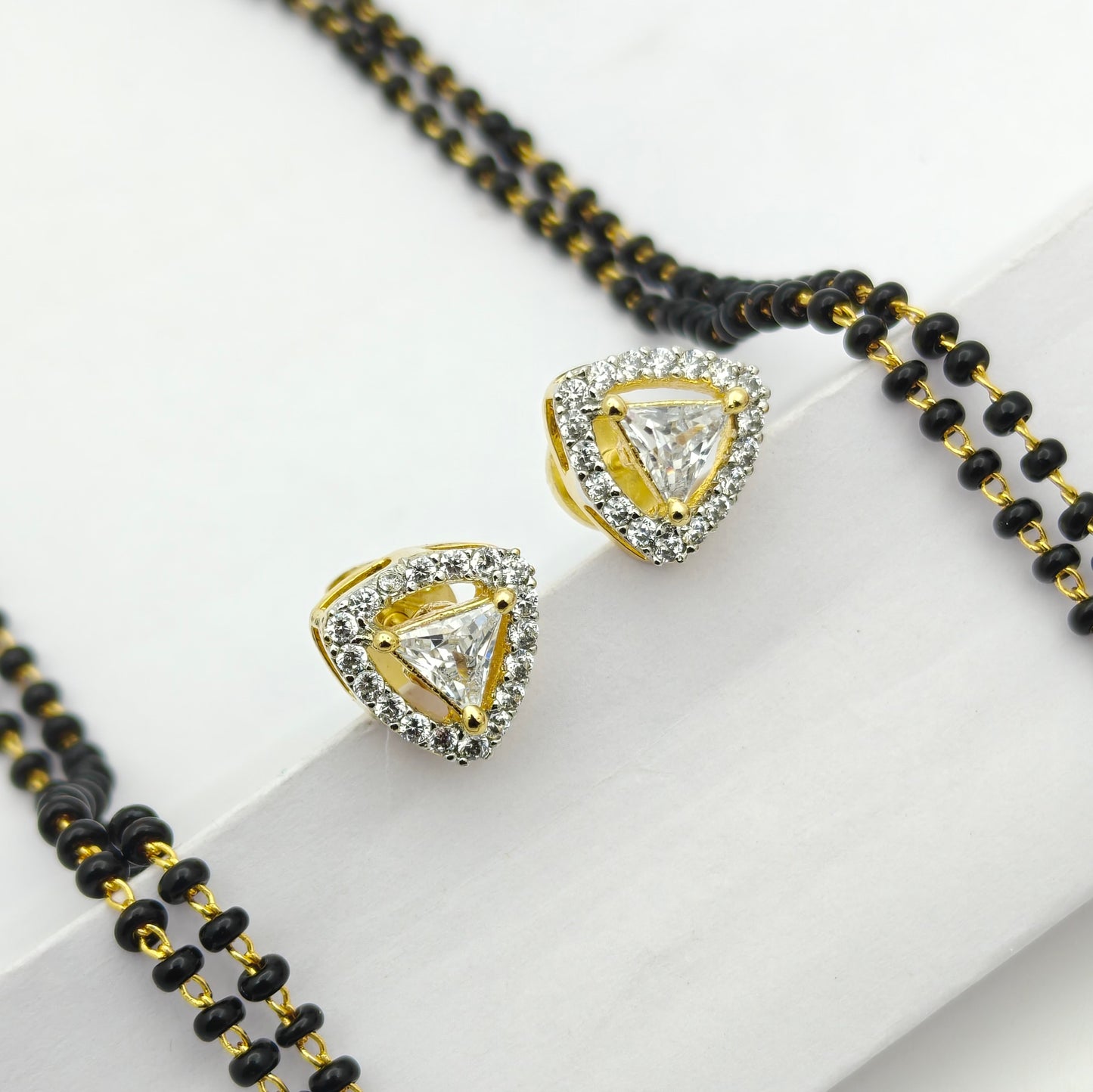 41620 GJ 5 Heart Shape Locket With 2 Line Black Beads Mala