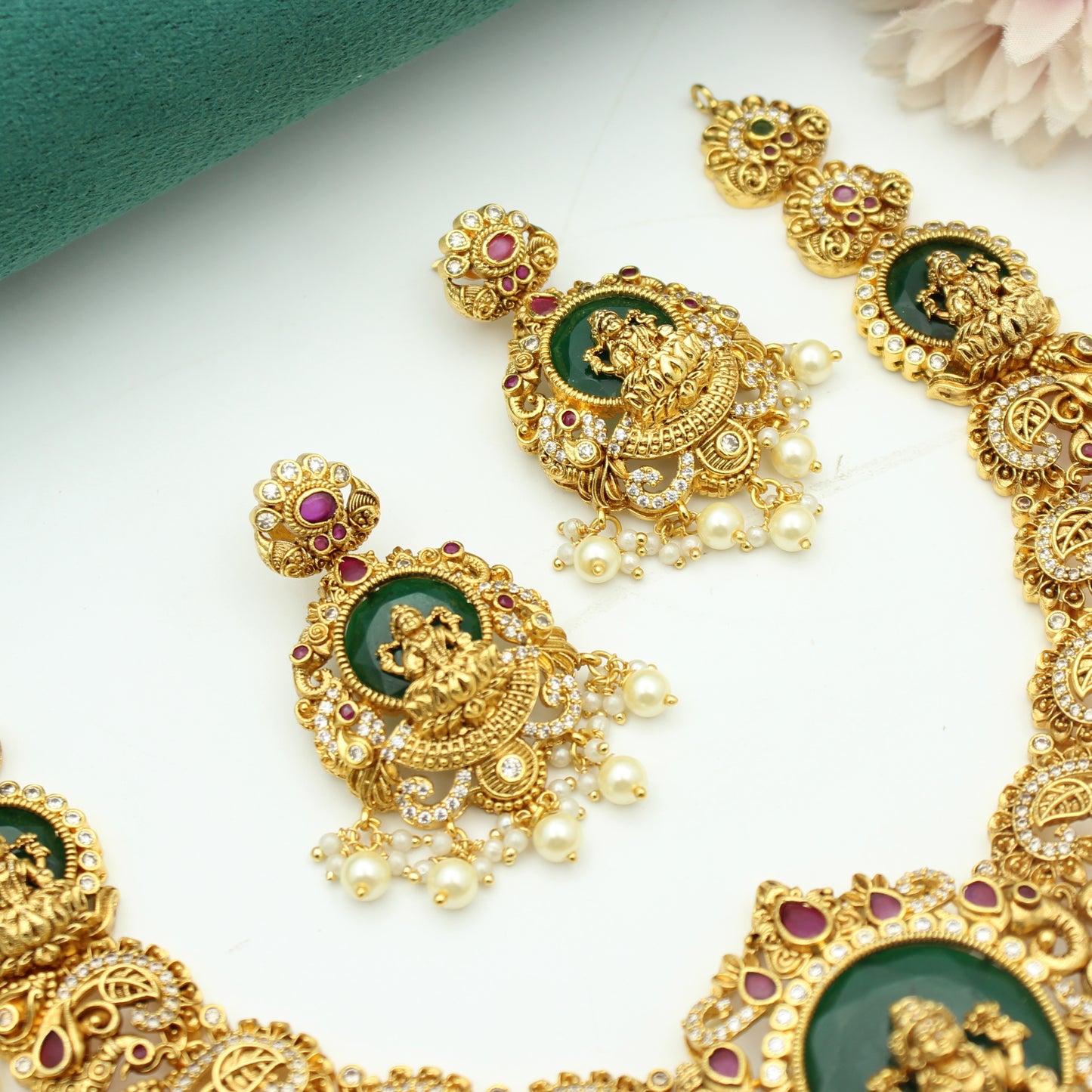 41373 Nakshi Laxmi Peacock Short Necklace