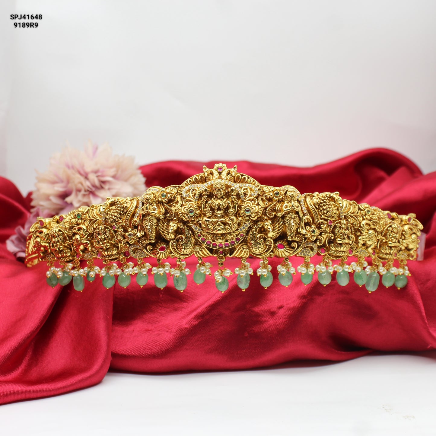 41648 Nakshi Laxmi Peacock Vadanam With Green Beads