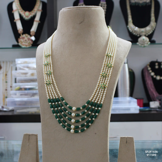 41656 5 Lines Swaroski Pearls and Green Beads Mala