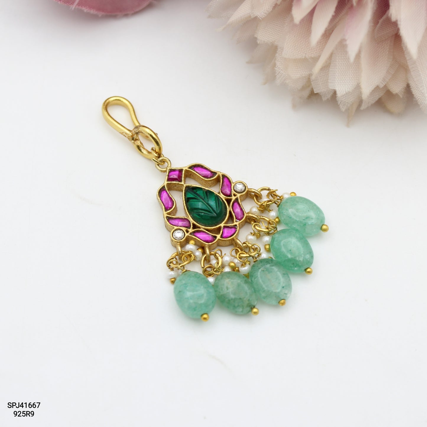 41667 Jadau Green Stone Maangtikka