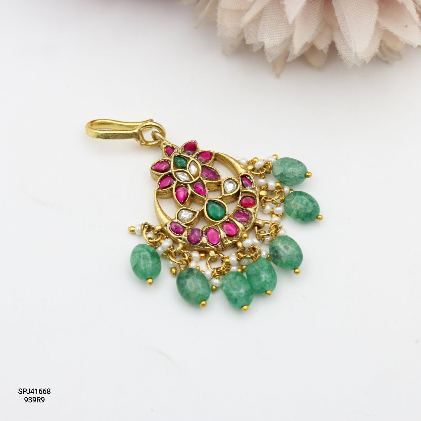 41668 Jadau Flower Maang Tikka