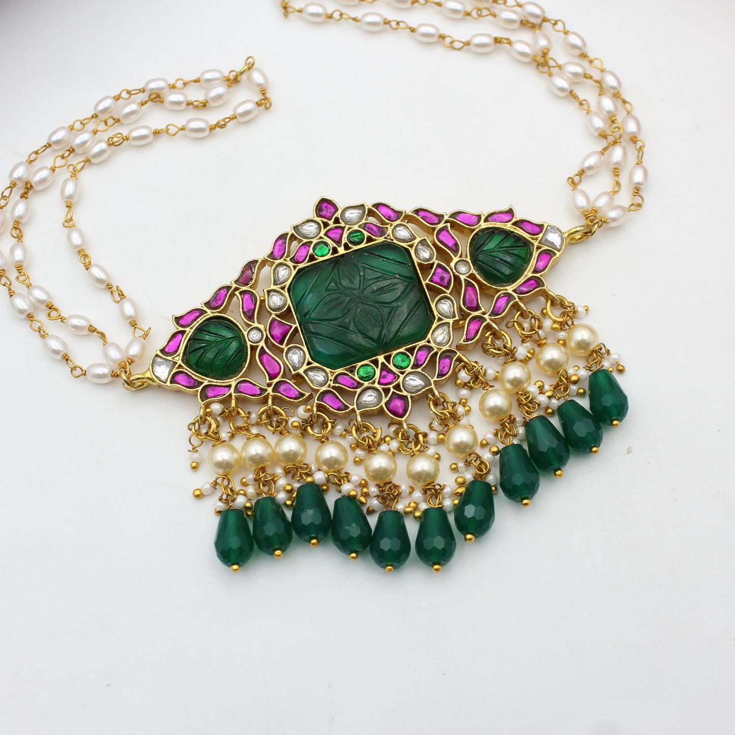 41672 Jadau Duplet Green Stone Choker