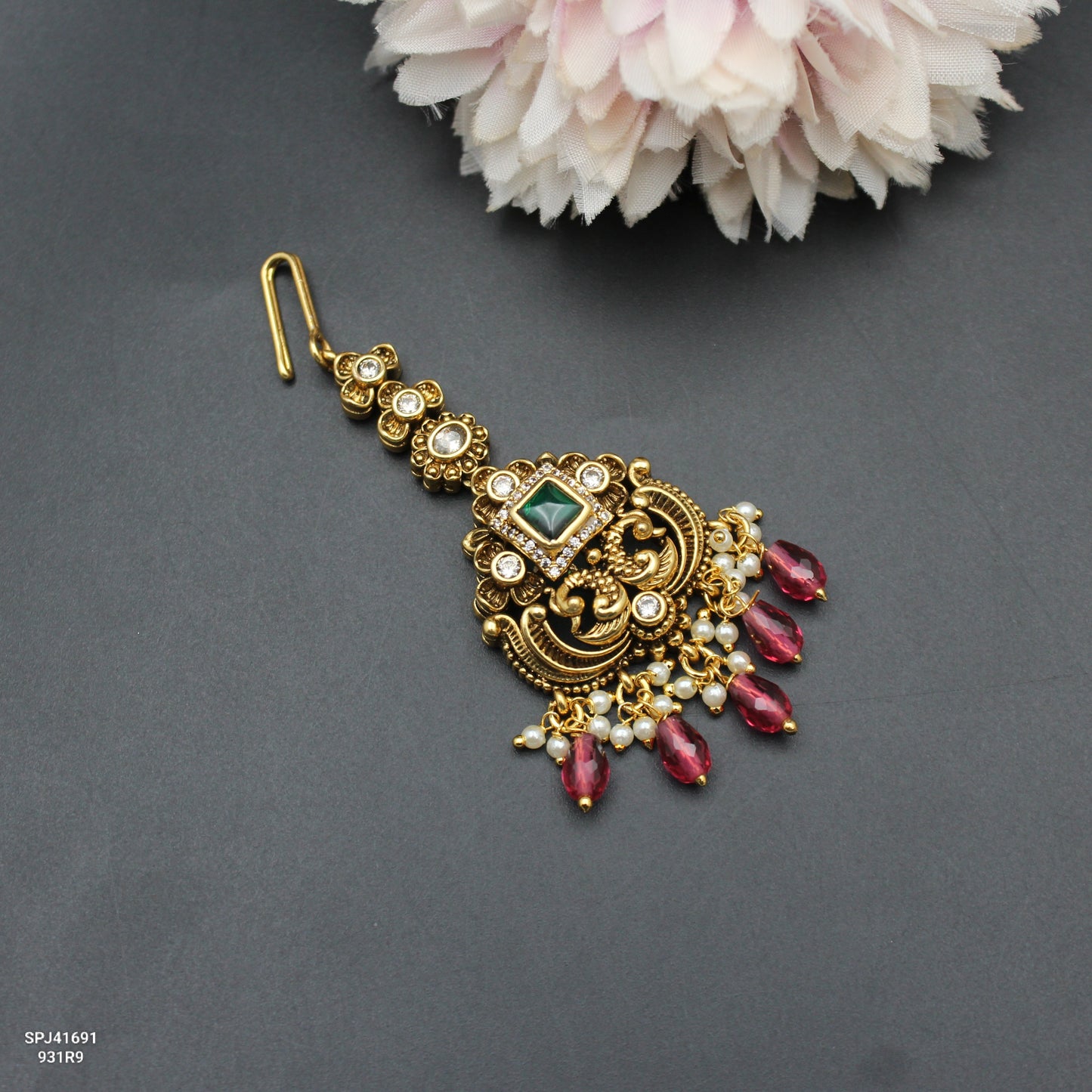 41691 Victorian Moissanite Maangtikka Green  With Red Beads