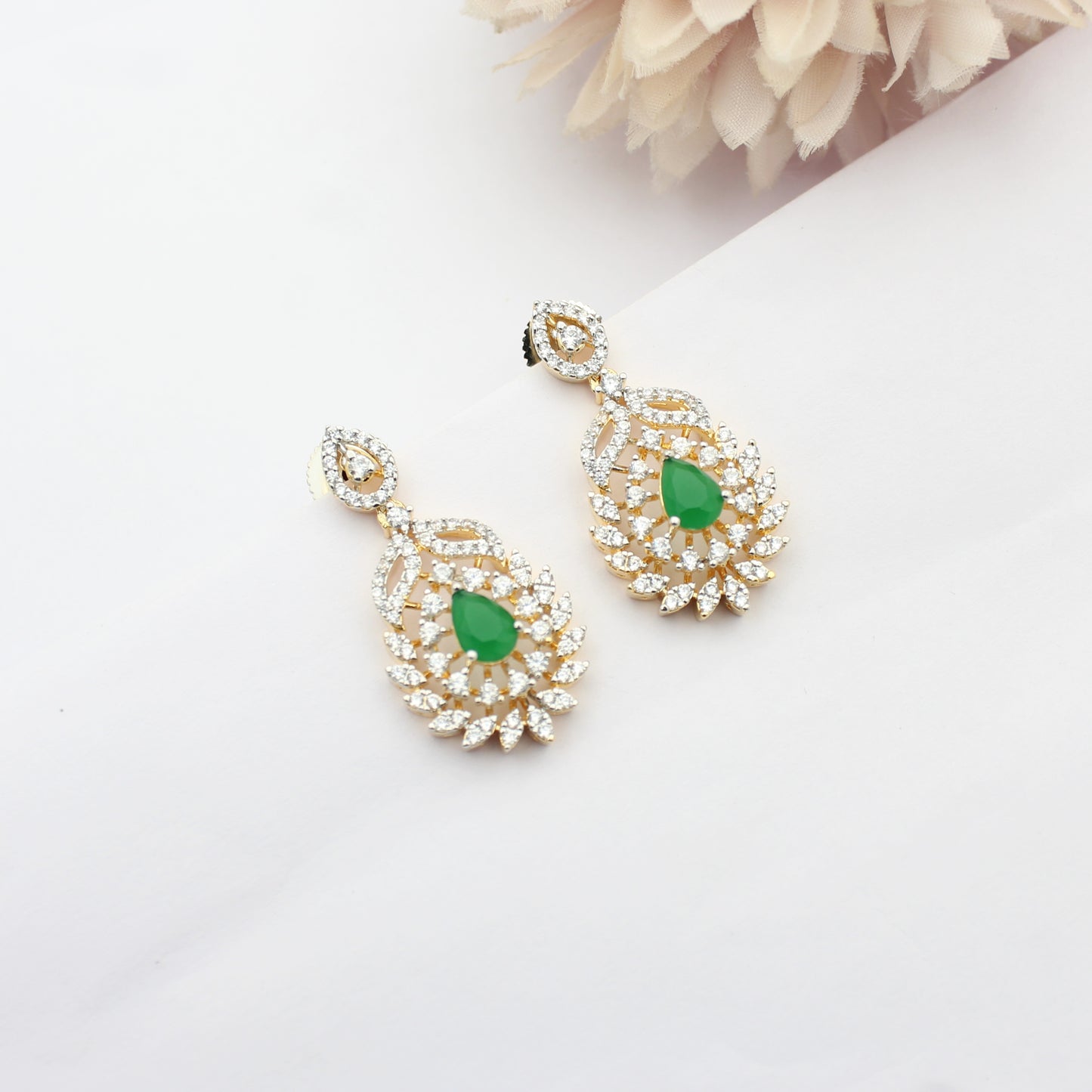41709 GJ Pendant Set Green With Openable Hook