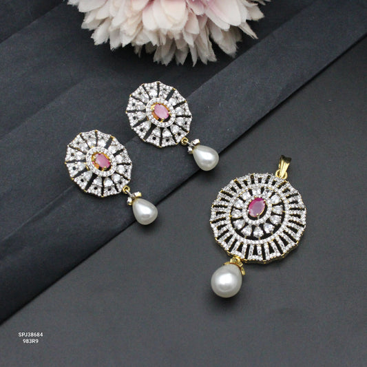 38684 GJ Round Pendant Set Red