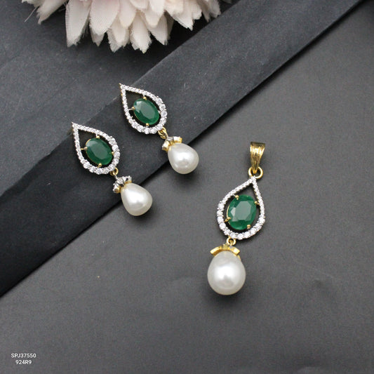 37550 GP Pendant Set With Pearls Drop Green