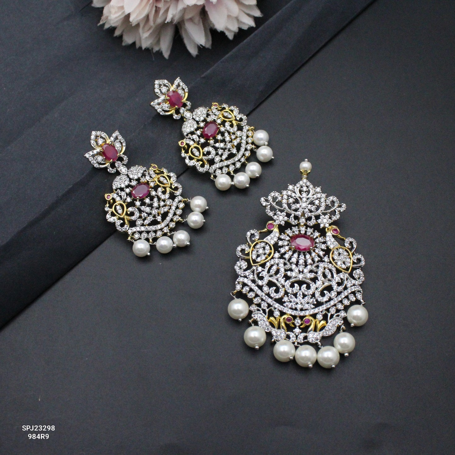 23298 GJ Pendant Set Red