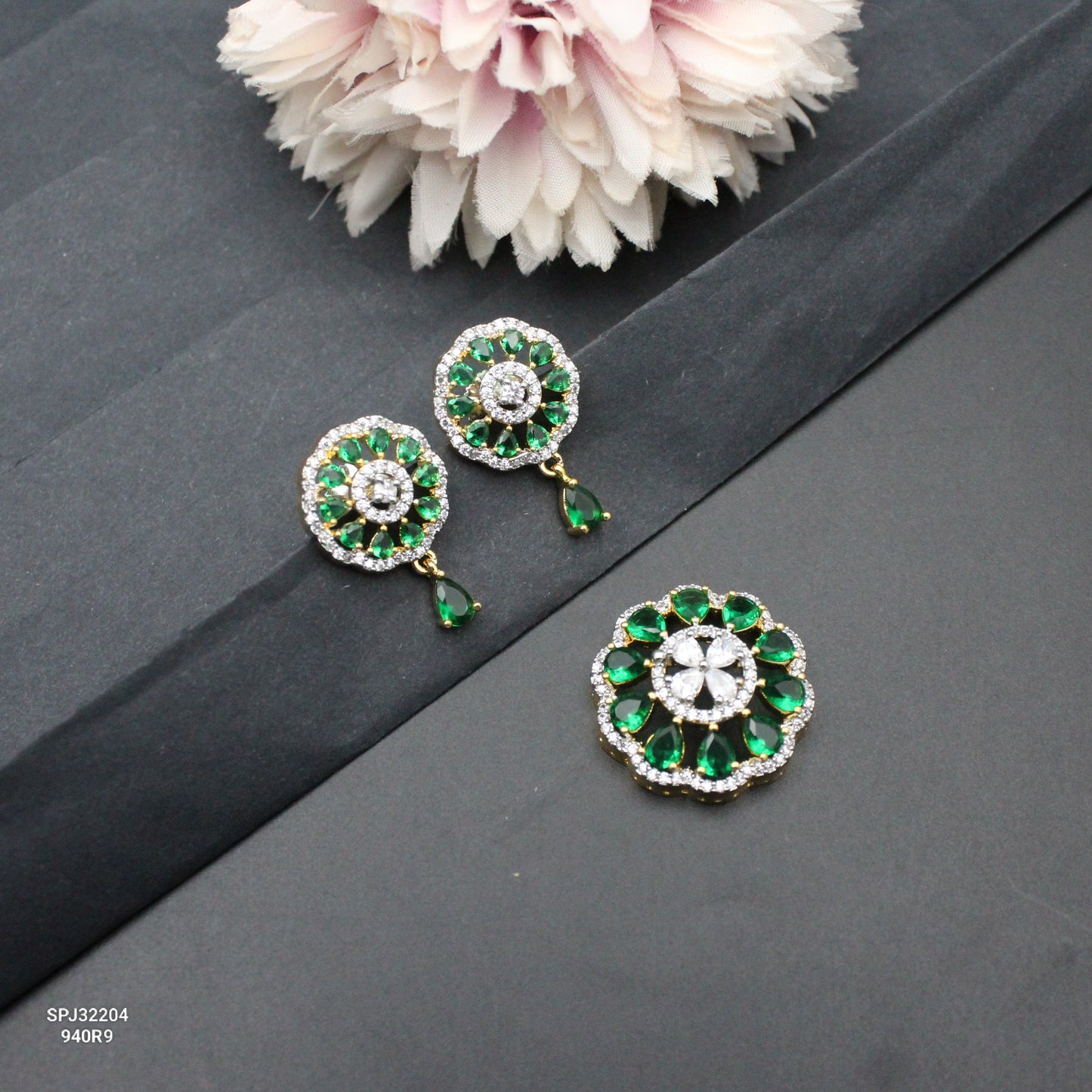 32204 GJ Flower Small Choker Pendant  Set Green