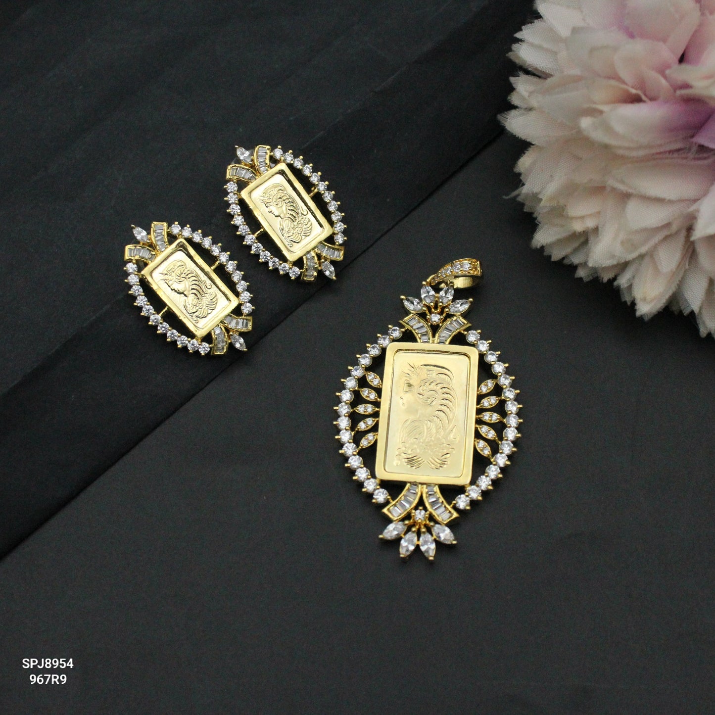 8954 AD Dollar Pendant Set