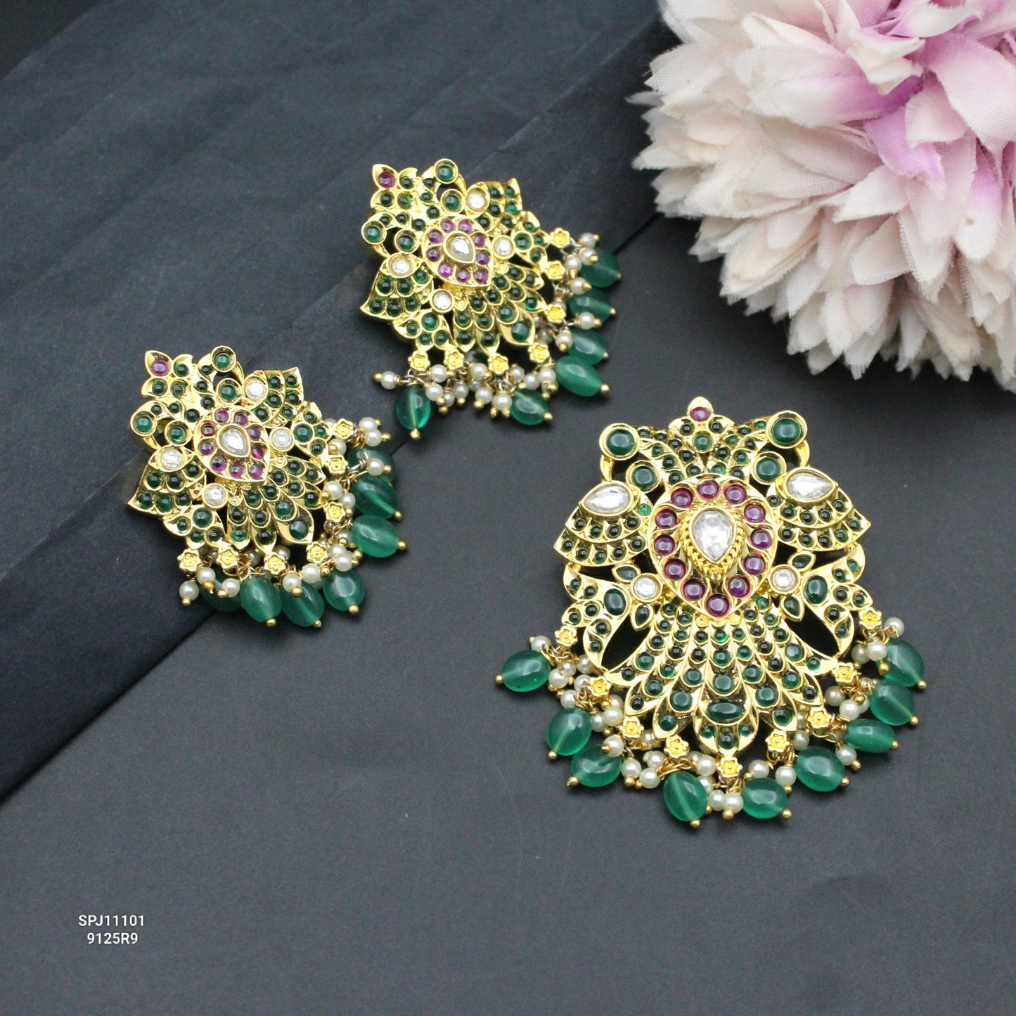 11101 Kempu Double Peacock Kudan Pendant Set Multi