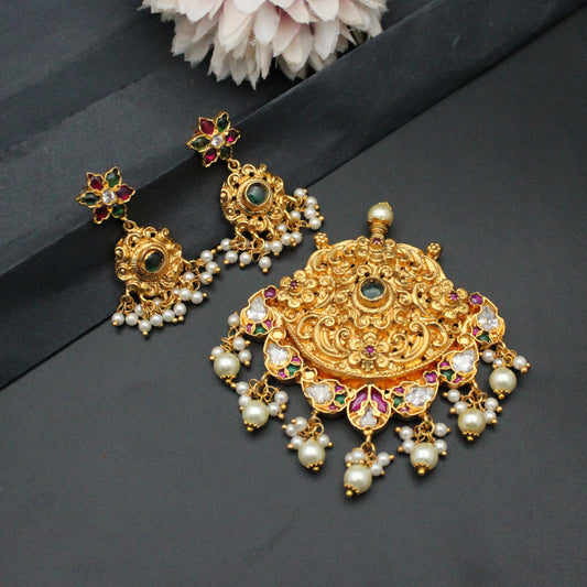 4091 Antique Pendant Set With Earrings