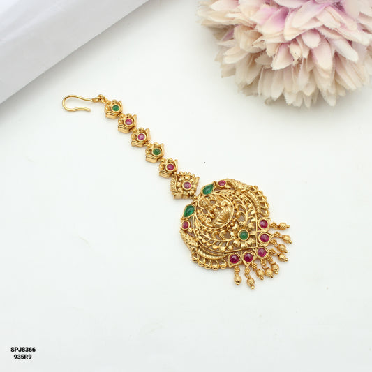 8366 Laxmi Nakshi Maangtikka