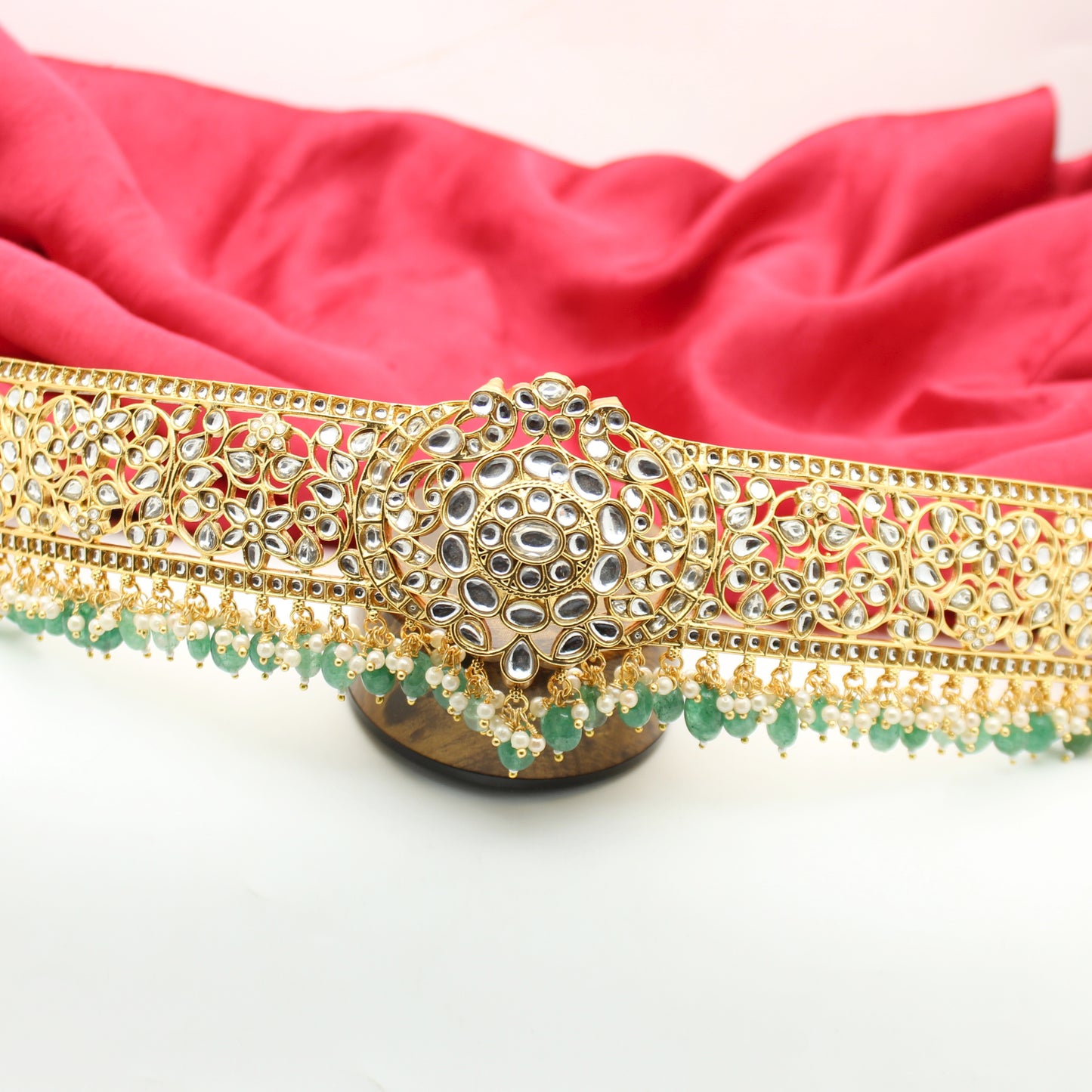41906 Full White Bridal Vaddanam