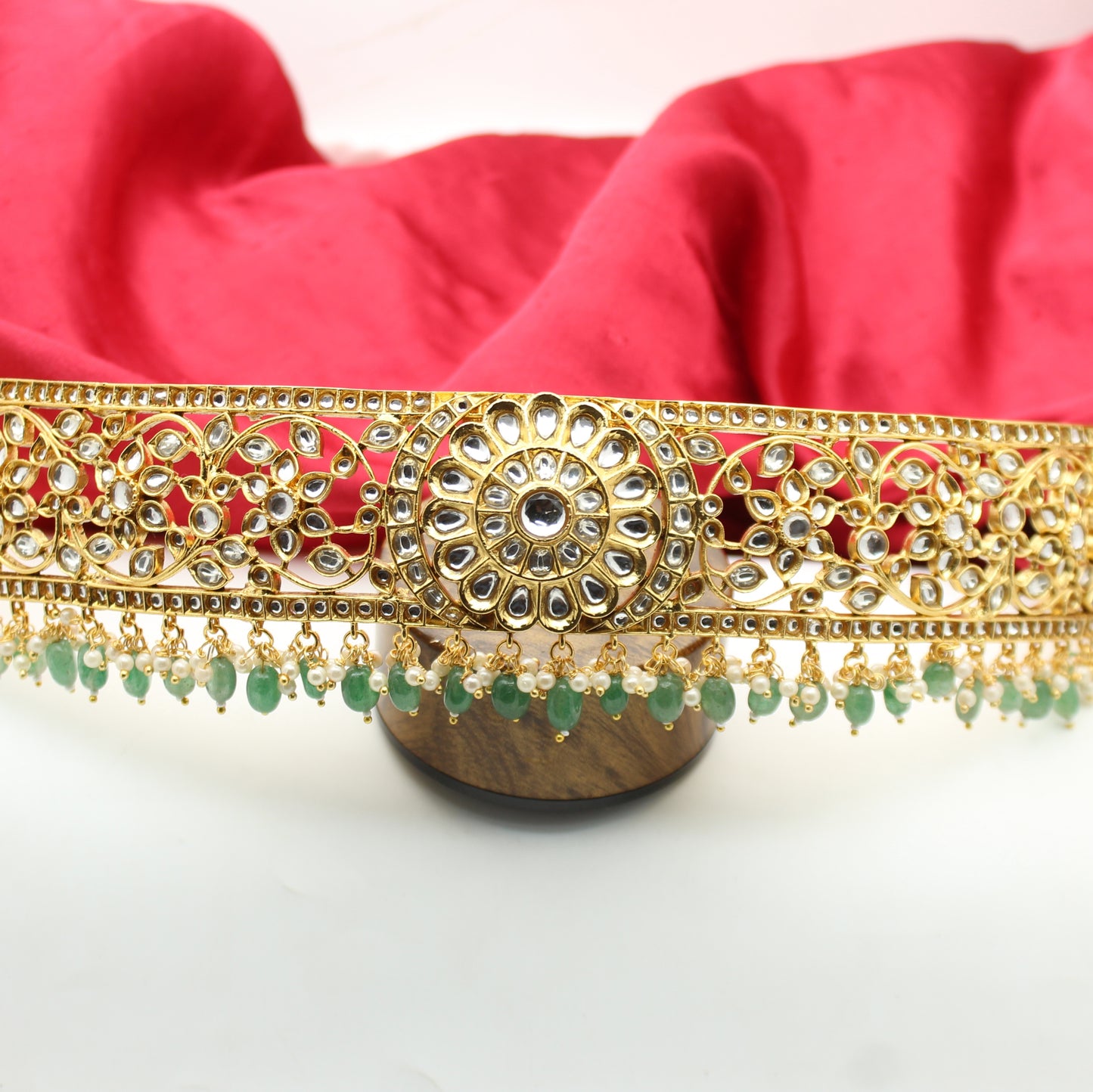 41907 Full White Bridal Vaddanam