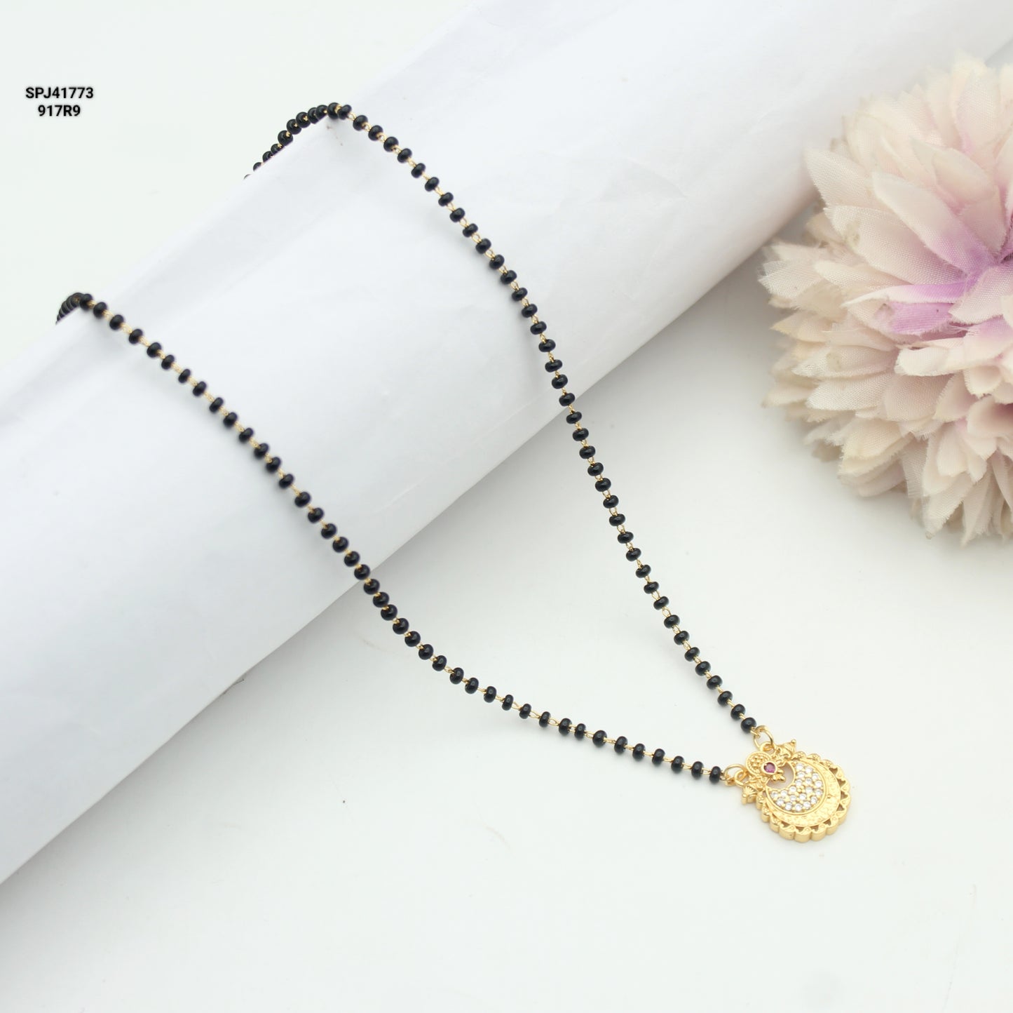41773 Single Black Beads 1 Line