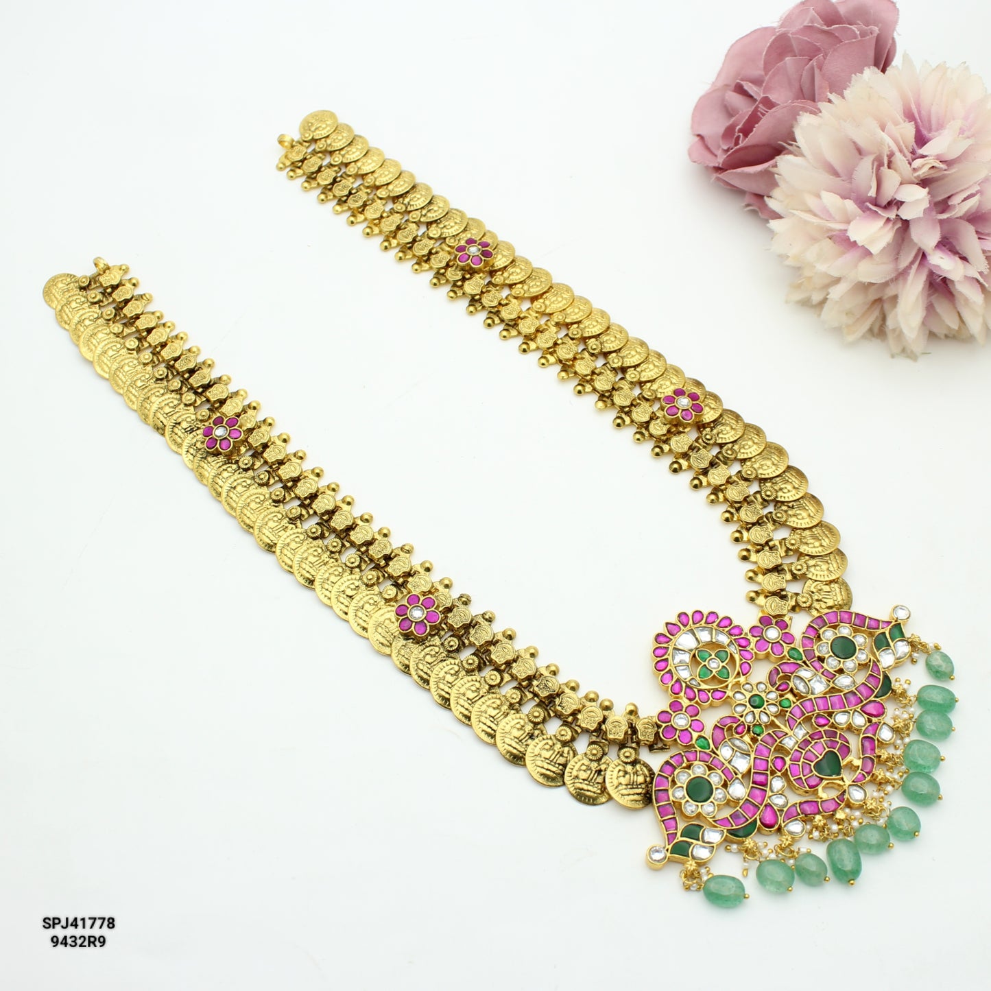 41778 Handmade Jadau Kasulu with Jadau Kundan Locket! Length 20-24 inches