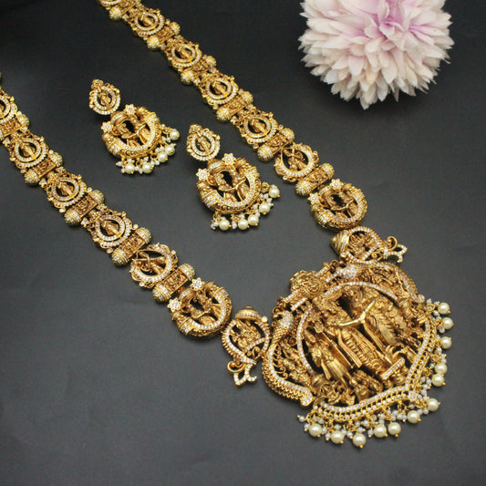 41883 Gold replica Srinivasa kalyanam necklace with premium Gold look and screwback Chandbalis