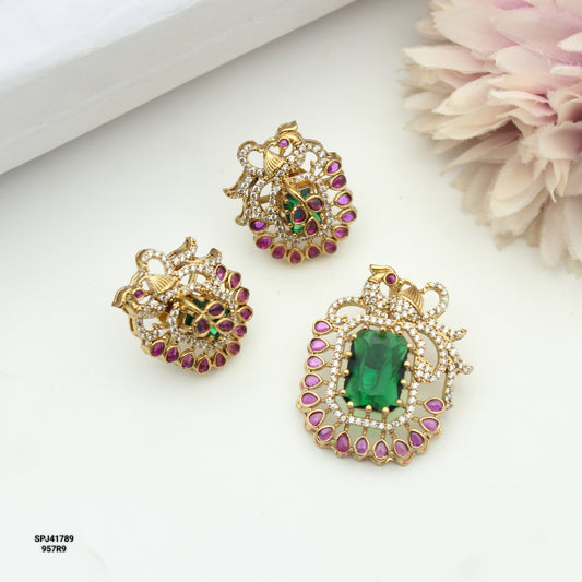 41789 Peacock Pendant Set