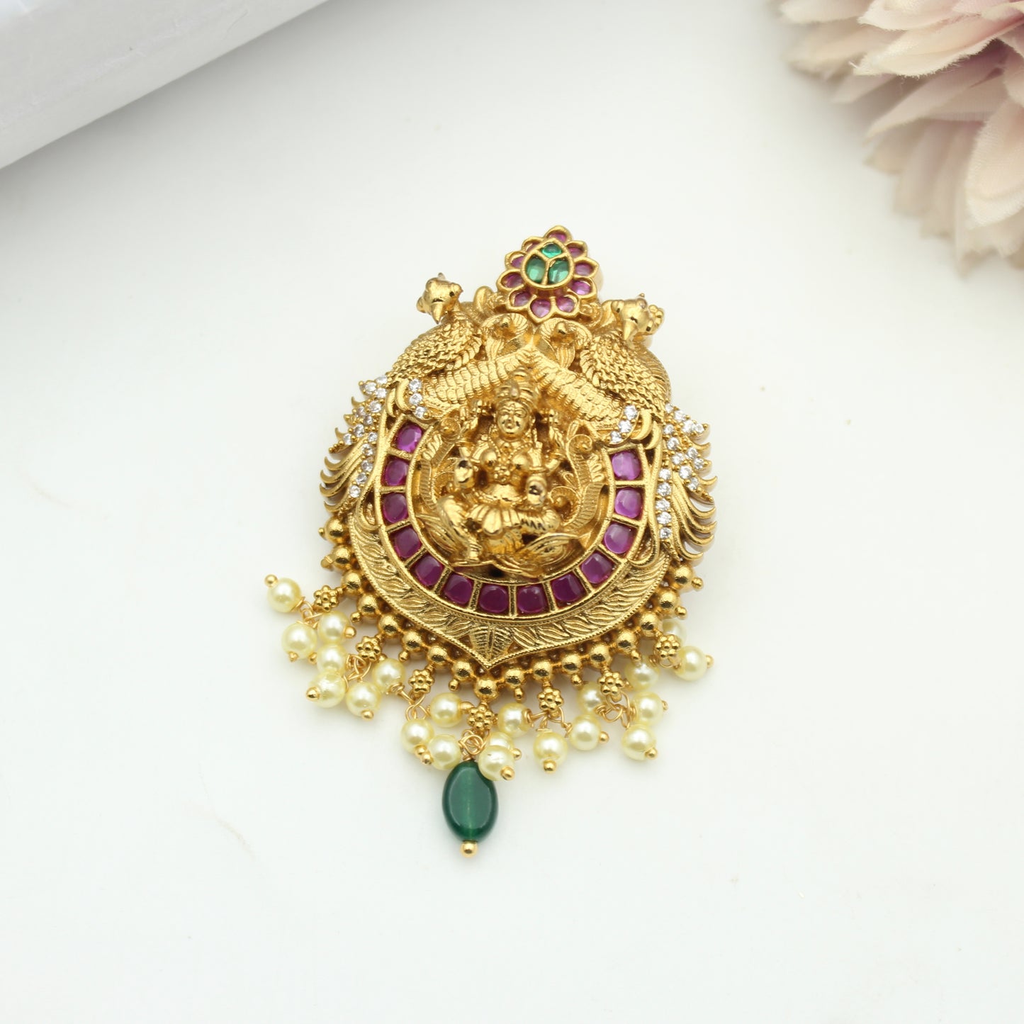 41788 Pota Stone Laxmi Pendant Set