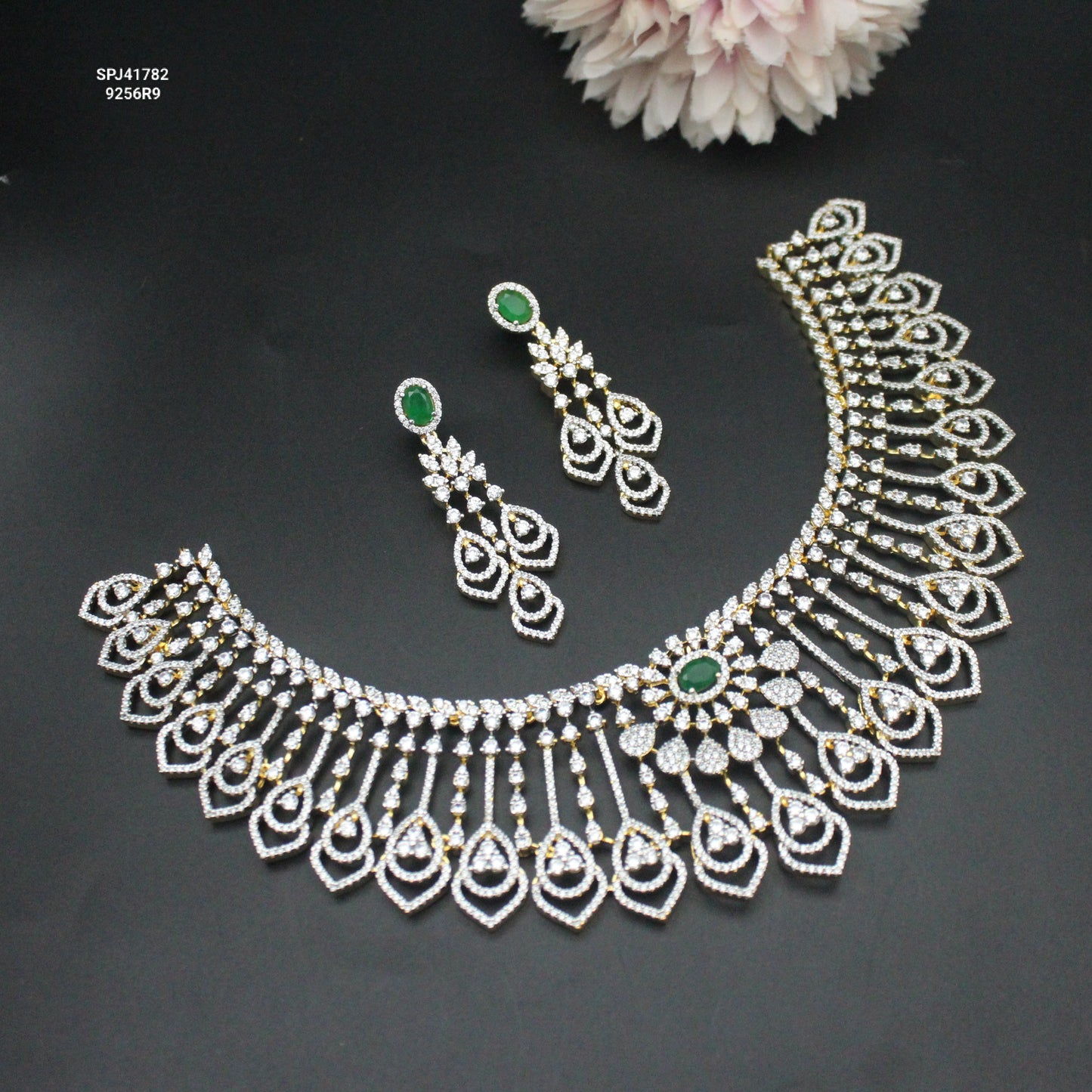 41782 GJ Fancy Necklace Set Green