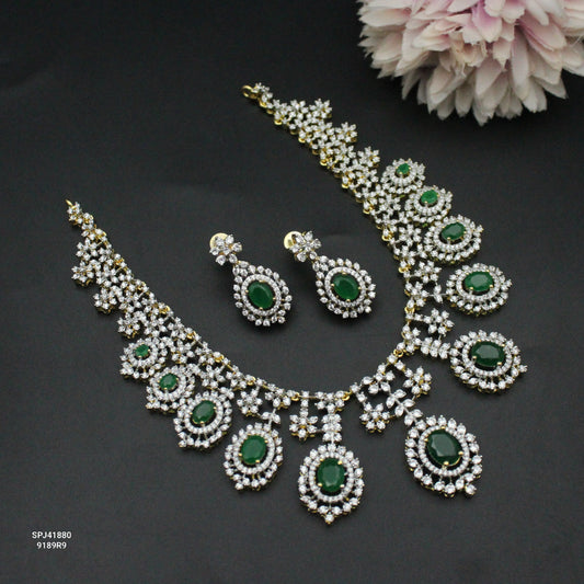 41880 GJ Fancy Green Necklace Set With Screw Back Earrings