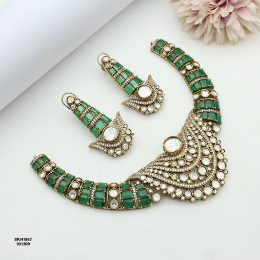 41867 Victorian Moissanite Green Stone Kante With Push Back Earrings