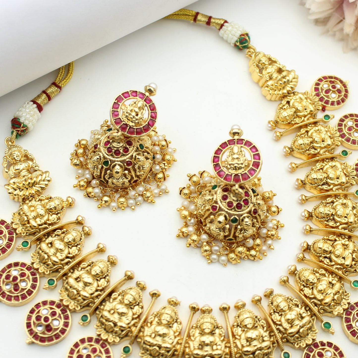 41930 Bottumala Short Necklace Set With Push Back Earrings
