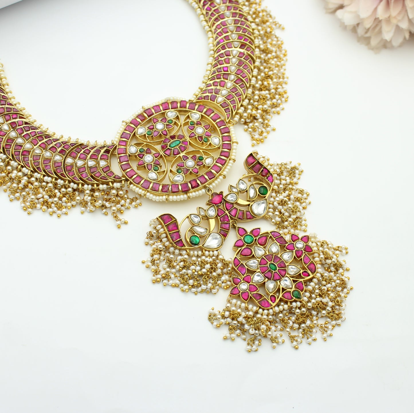 Handmade Jadau Kundan Tusi necklace with guttapusalu