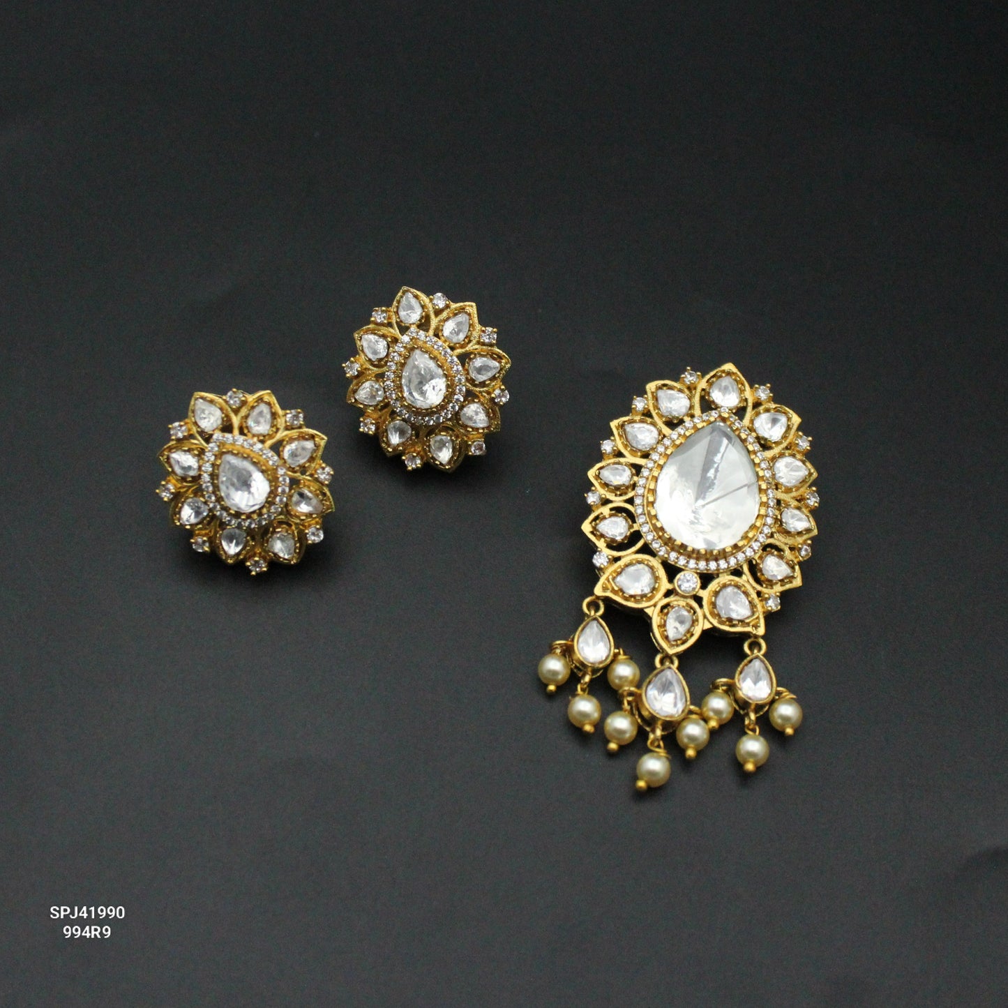 Kundan Pendant Set Openable Hook
