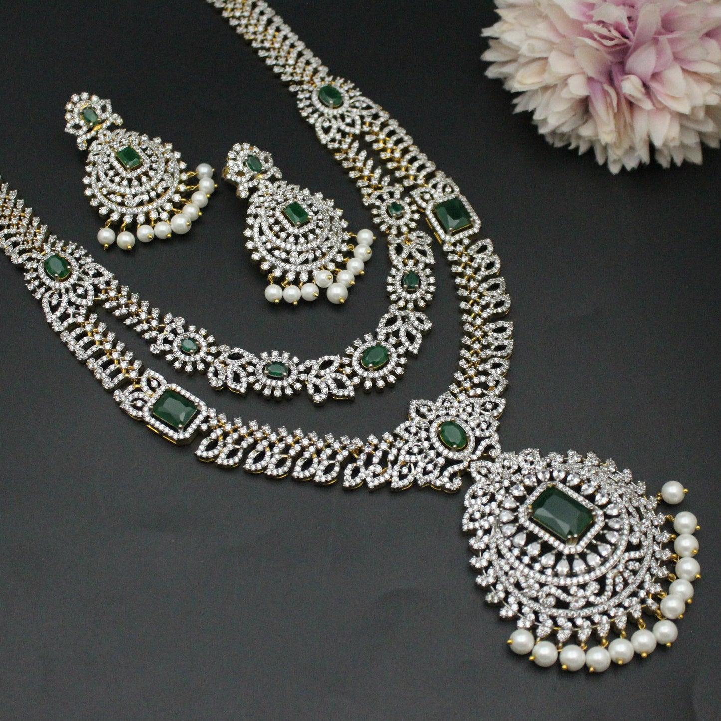 GJ Long 3 Layers Necklace Green