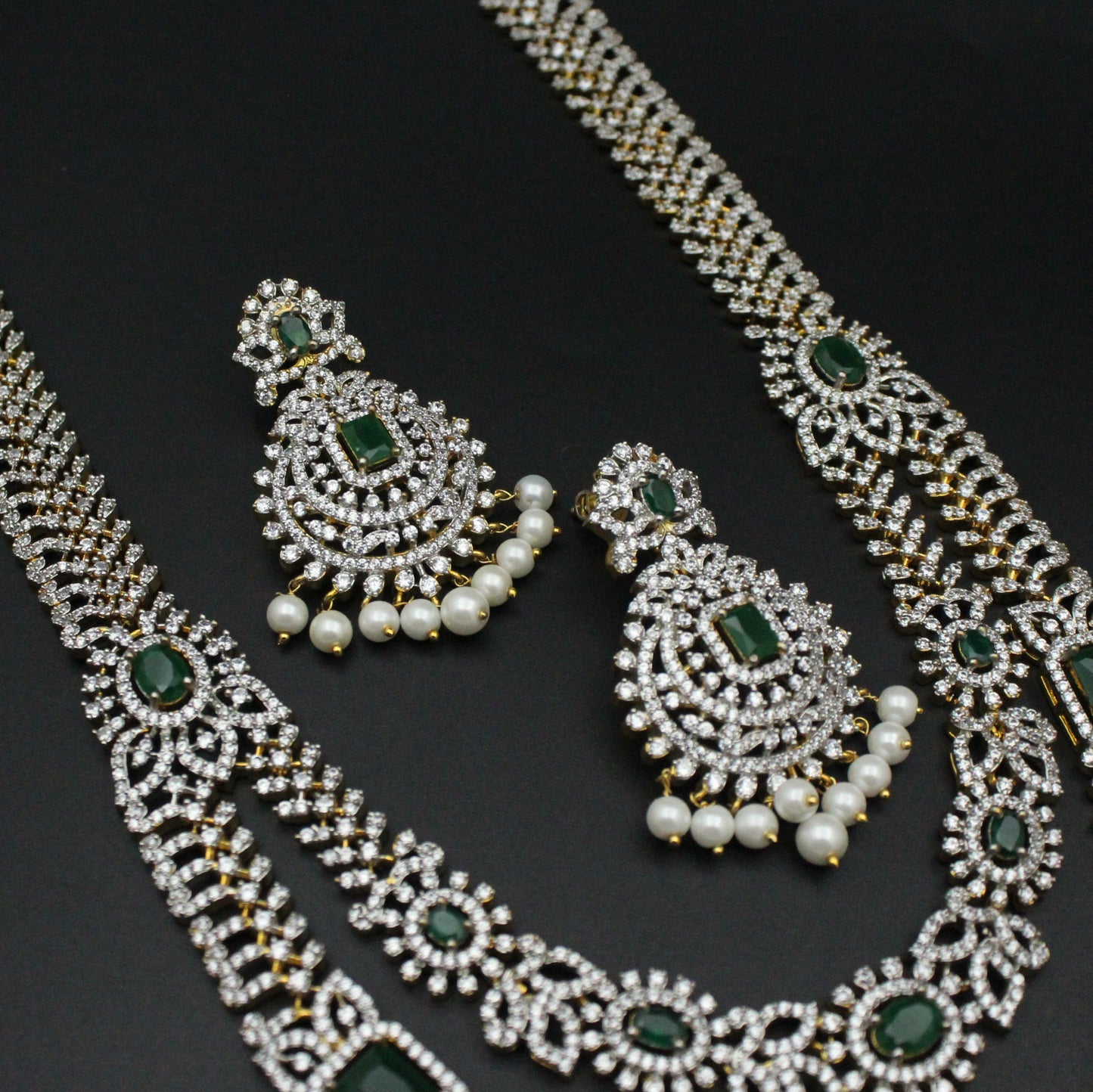 GJ Long 3 Layers Necklace Green