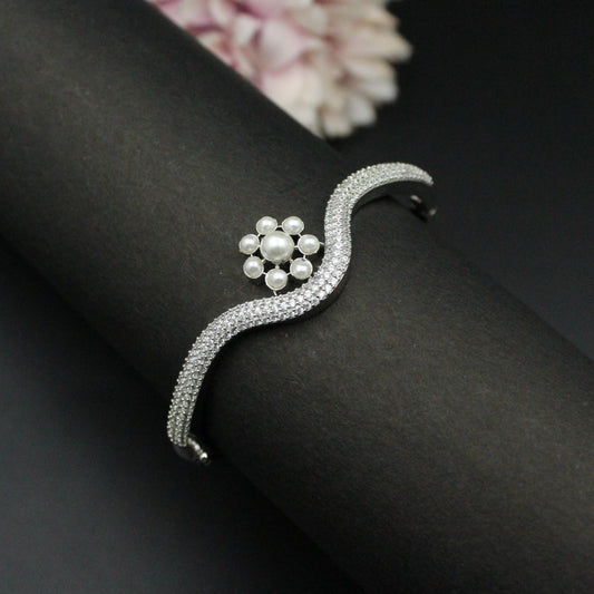 Platinum full white openable bracelet